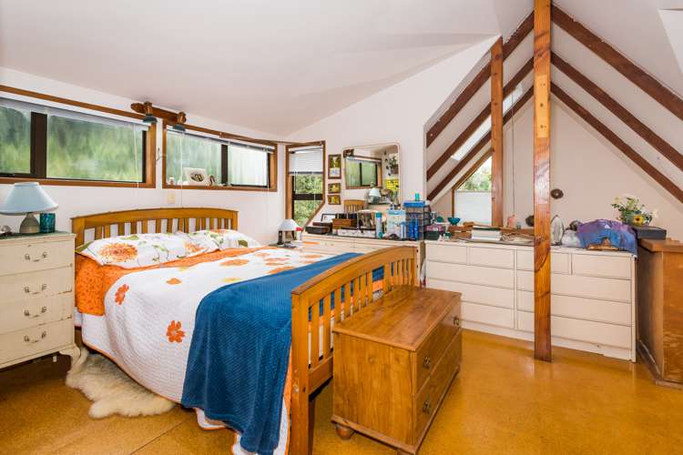 2/8 Lydia Avenue Northcote_9