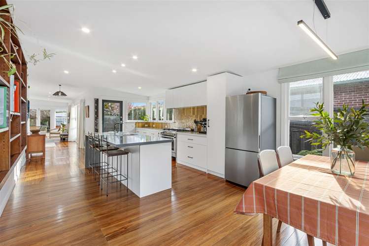 343 Eastern Terrace Sydenham_5