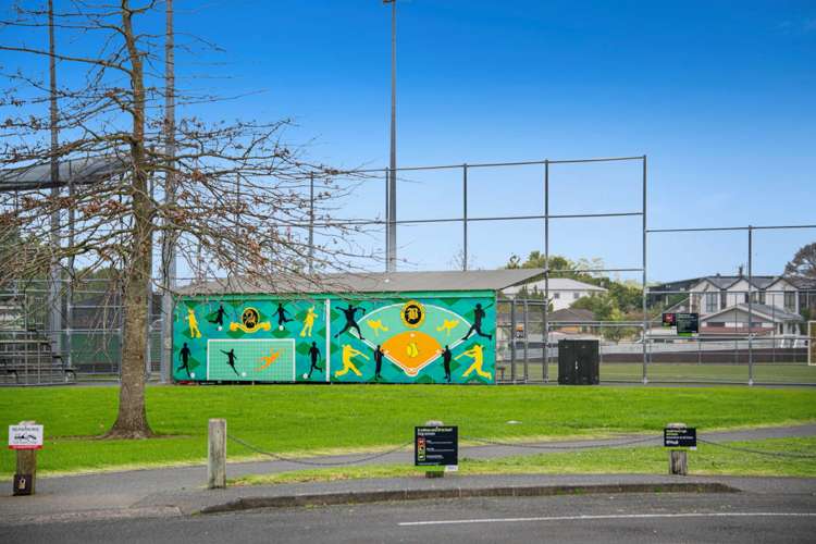 6 Madeira Lane Massey_13