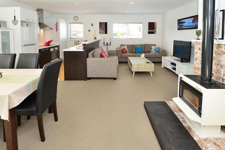 48 Doment Crescent Orewa_6