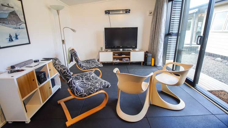 11a Mackenzie Street National Park_16