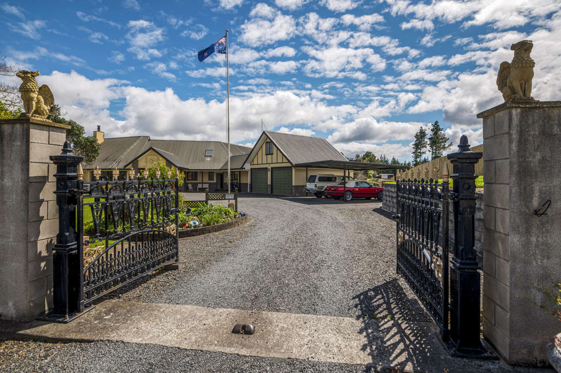 320 Fitzgerald Road Drury_0