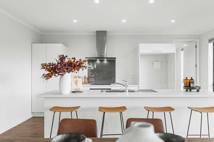 10 Sholto Duncan Crescent Halswell_2