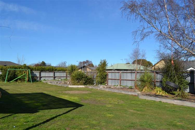 25 Gladstone Road Woodend_13