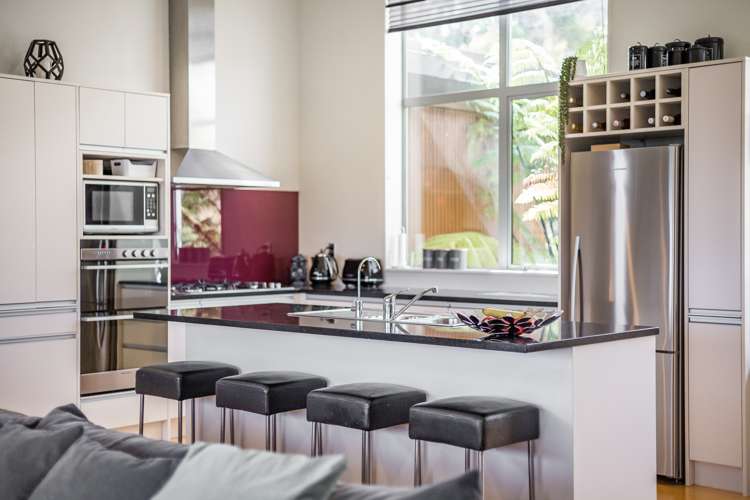 22 Ships Cove Whitby_4