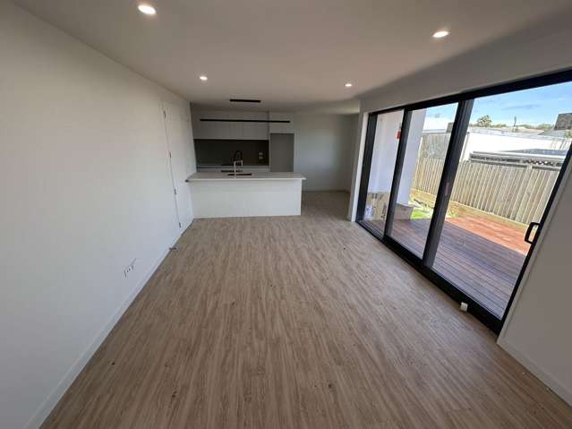 5/5 Clarence Street Addington_2