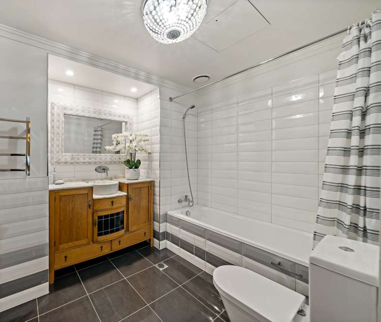 802/35 Hobson Street Auckland Central_16