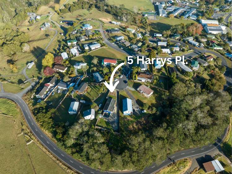 5 Harrys Place Kawakawa_33