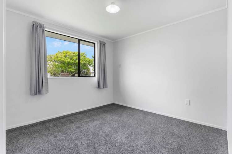 2/27 Scott Road Papakura_15