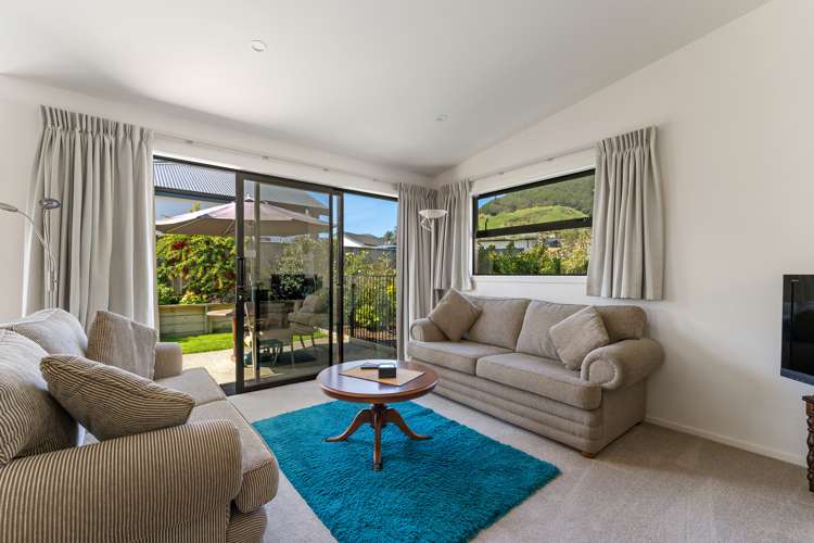 22 Pine Crest Drive Richmond_5