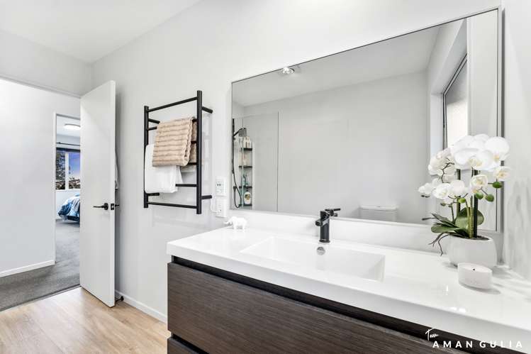 22 Whangaparaoa Road Red Beach_12