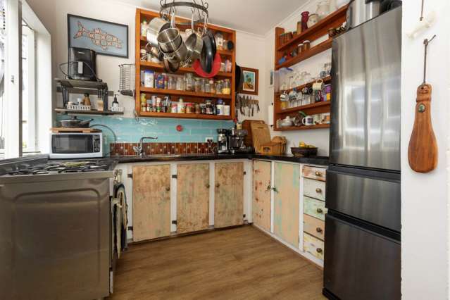 621 Huia Road Parau_3