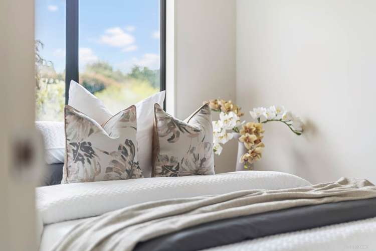 22 Carillon Place Massey_14