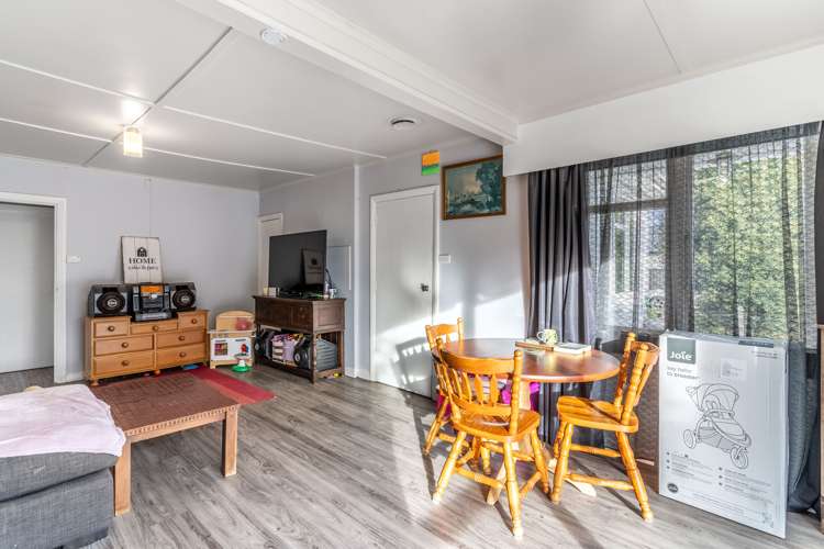 15 Queen Street Winton_1