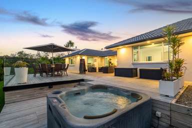 466 Whitehills Road_3