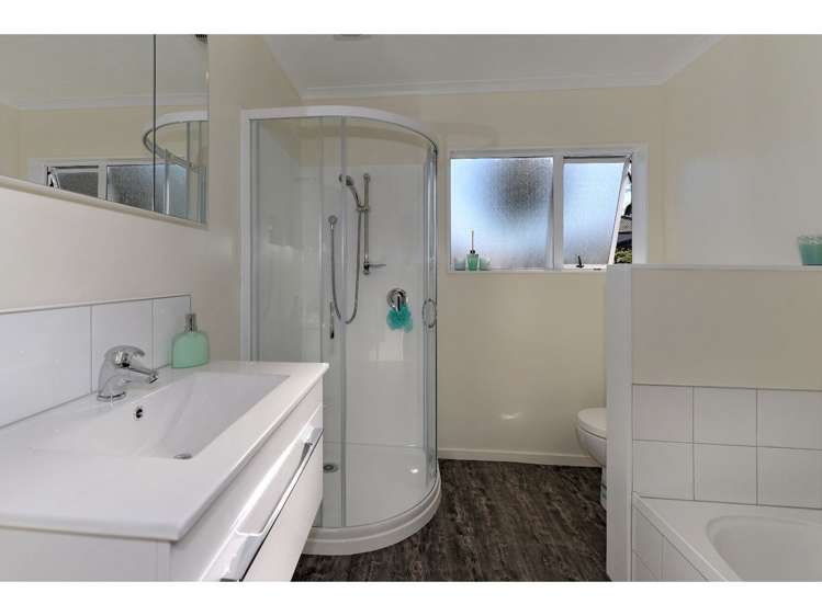 17 Clifford Avenue Bishopdale_8