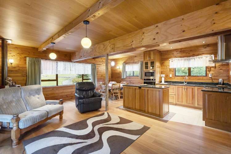 9 Selman Road Dairy Flat_14