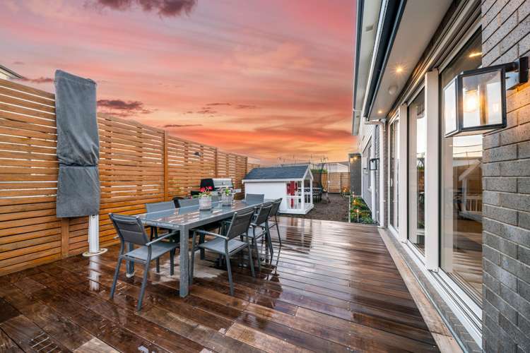 39 Headsail Drive Long Bay_11