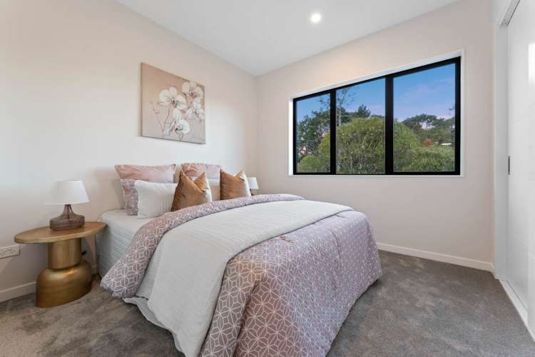 8 Barrel Crescent Swanson_27