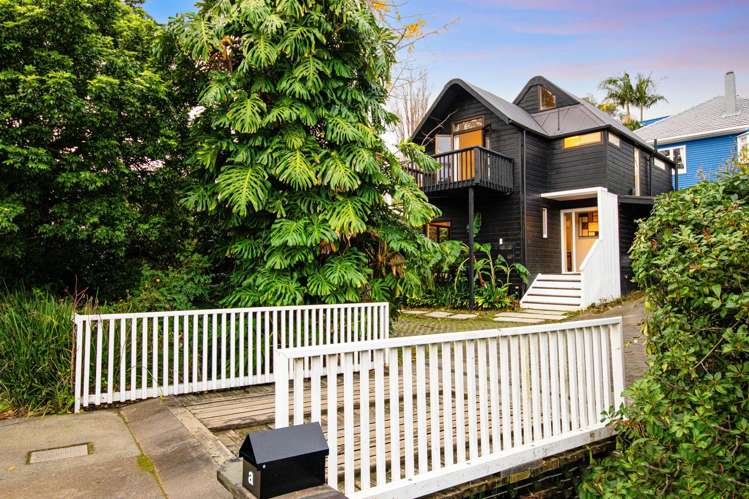 125A Portland Road_0