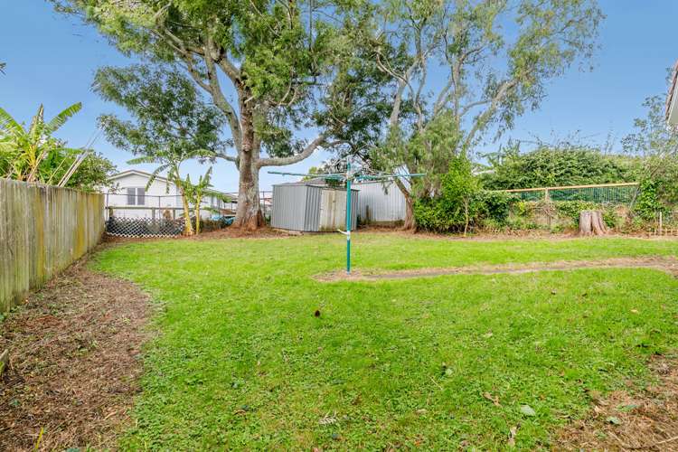 54 Taurus Crescent Beach Haven_10