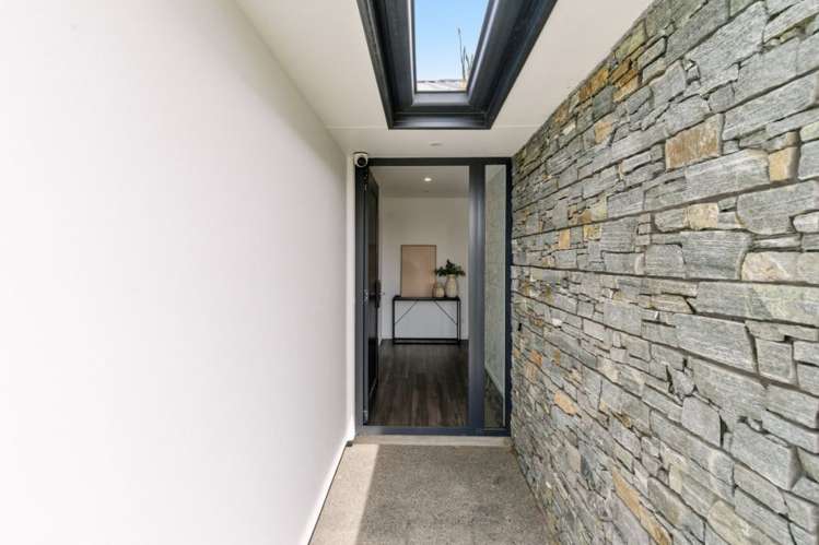 84 Muirhill Street_5