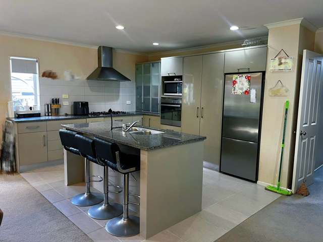 40 Seresin Crescent Flat Bush_4