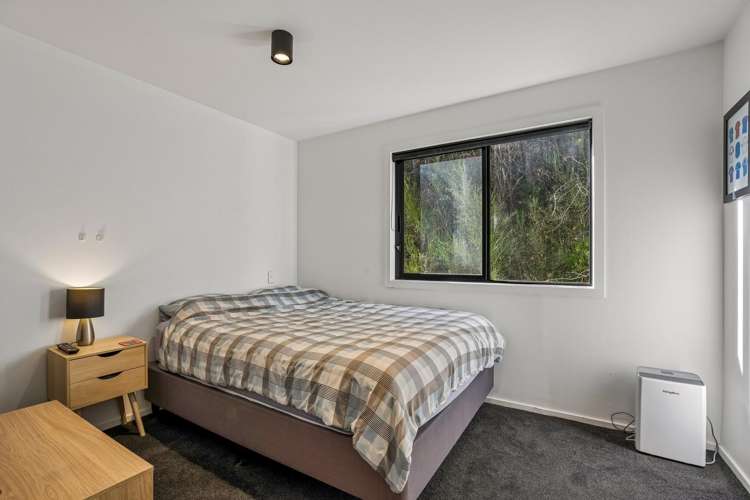 18B & 19B/135 Hallenstein Street Queenstown_6