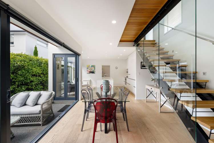 994 Colombo Street Saint Albans_5