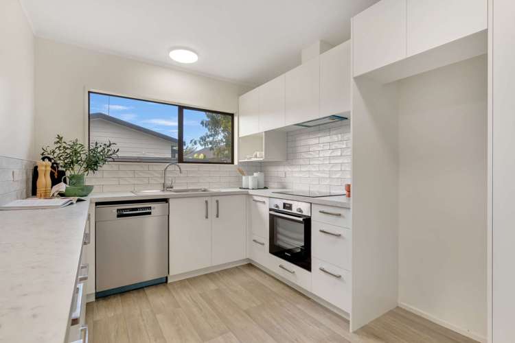 2/83 Gloucester Road Mount Maunganui_2