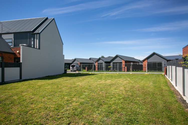 9 Garland Lane Leamington_12