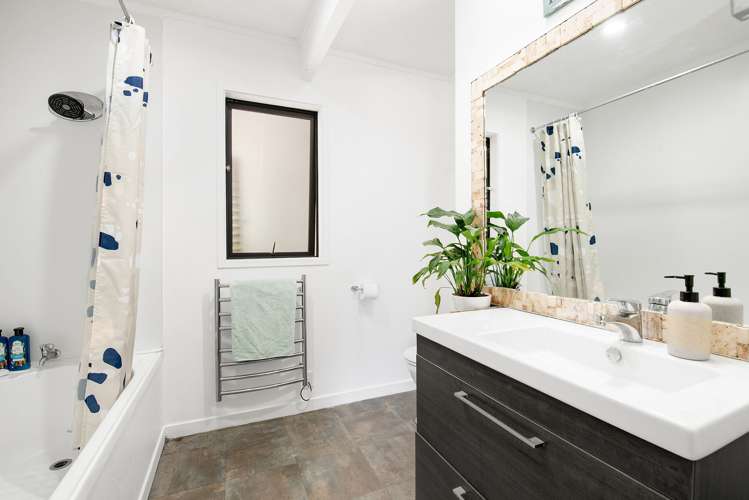 12 Norfolk Road Stanmore Bay_17