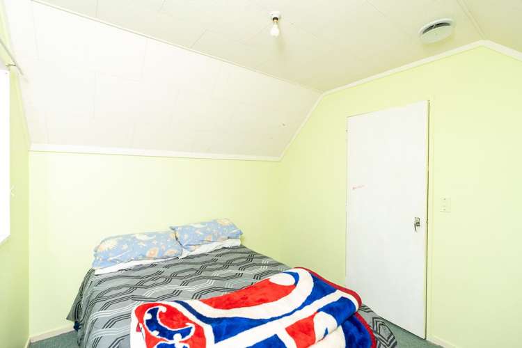 52b Pelorus Street Glenview_11