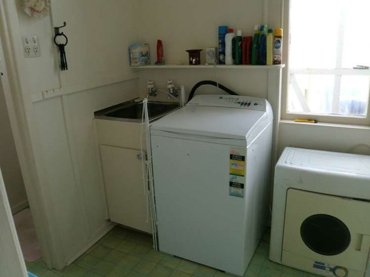 172 Benhar Road Balclutha_12