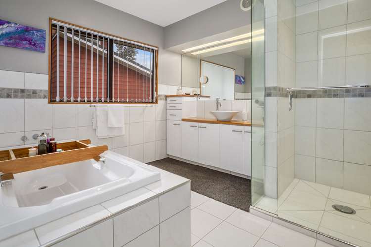 22 Picasso Grove Belmont_12