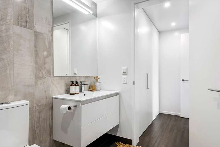 2/277 Kilmore Street Christchurch Central_11