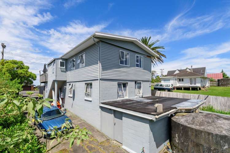 99 Vipond Road Stanmore Bay_16