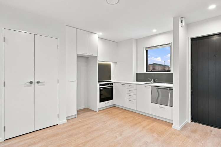 2/9 Frankleigh Street_2
