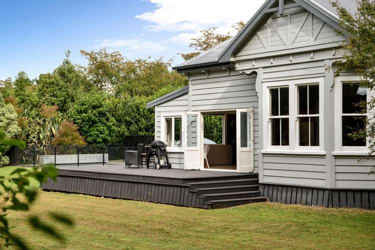 43 Scotsman Valley Road_0