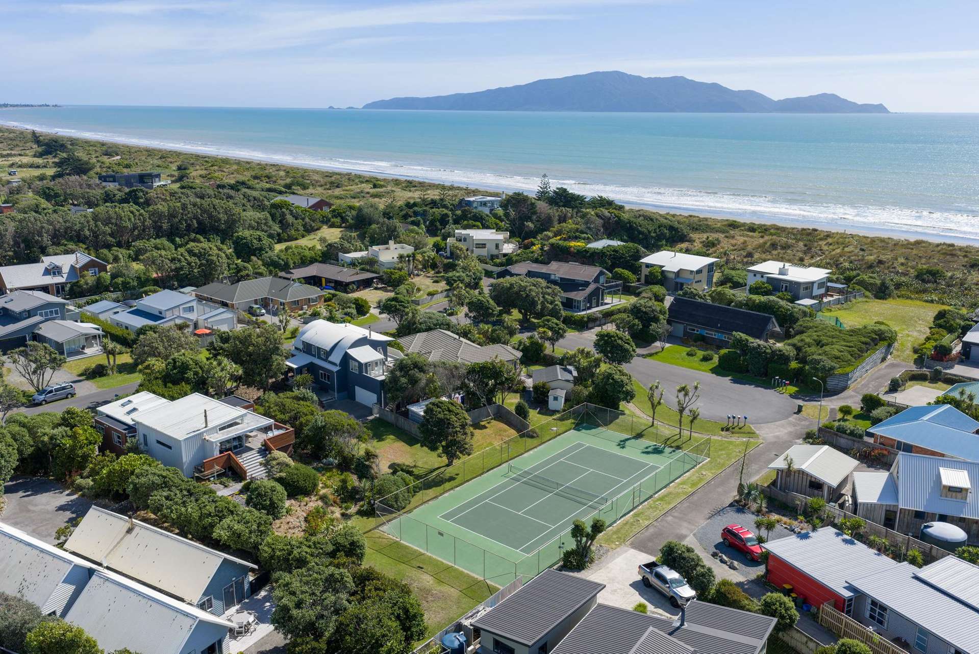 18 Marram Way Peka Peka_0