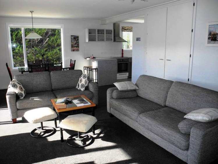 21 Bayview Crescent Duvauchelle_5