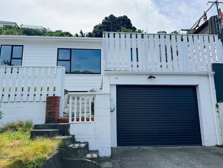 98 Eden Street Island Bay_1