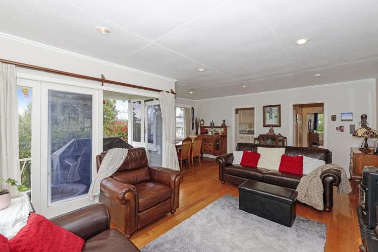 10 Lyndhurst Road Te Atatu South_3