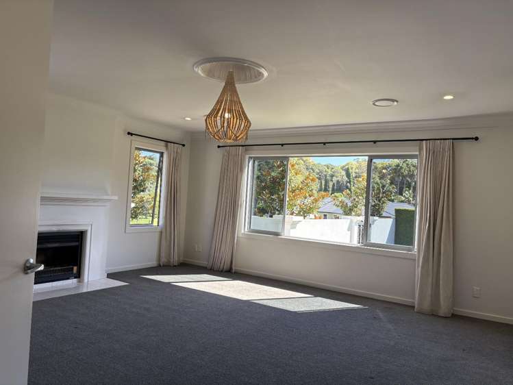 16 Kingfisher Drive Whataupoko_3