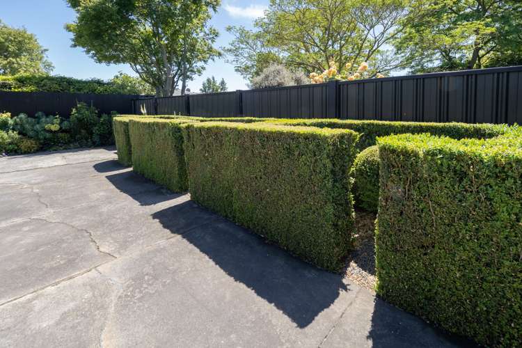 96 Middle Road Allenton_32