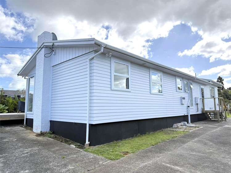 16 Eskdale Road Birkdale_14