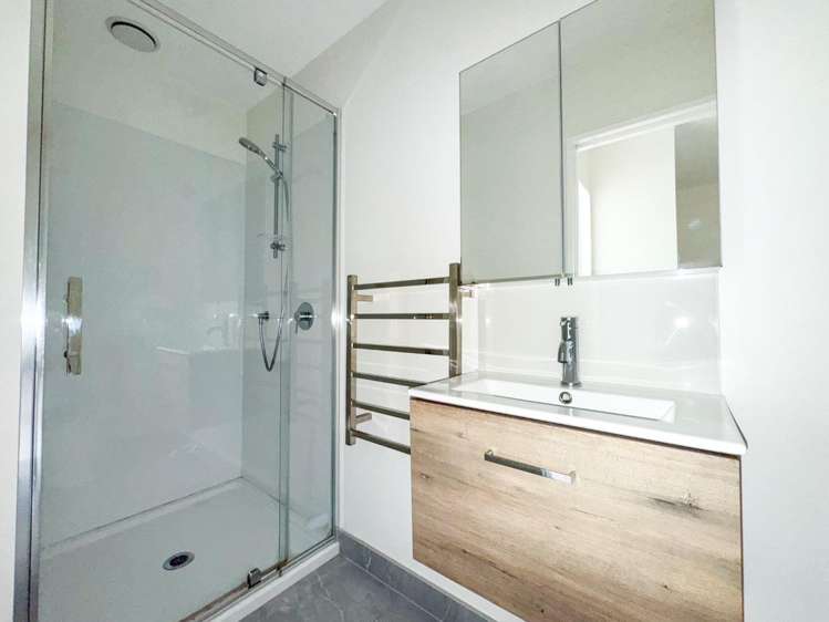8/327 Glengarry Road 1665_8