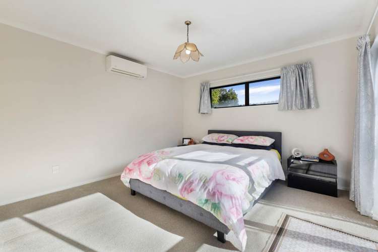 84 Mirrabooka Avenue Botany Downs_10