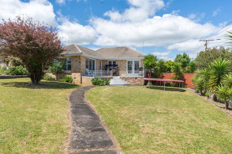 94 Fox Street Hamilton East_5