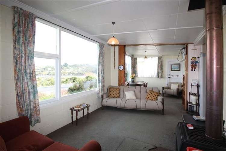 1398 Taieri Mouth Road Taieri Mouth_15